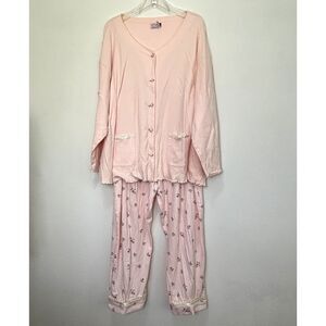 Womens 2 Piece Pink Pajama Set Floral Roses Feminine Cottagecore NWOT Sleepwear